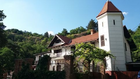 Valcsics Villa Panzió1