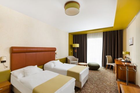 Corso Hotel Pécs2