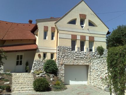 Marci Villa Pécs2