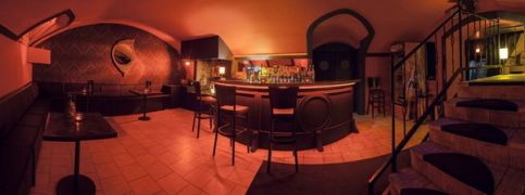4 Play Lounge Night Club Budapest2