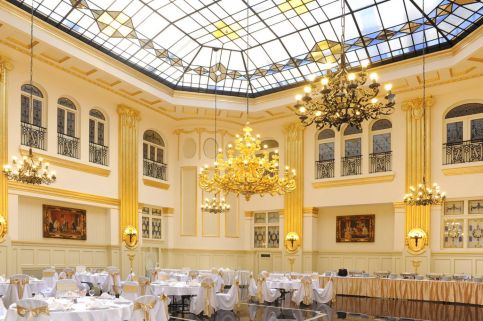Grand Hotel Aranybika Debrecen12