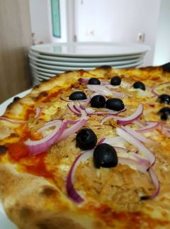 La Pizza Nostra5