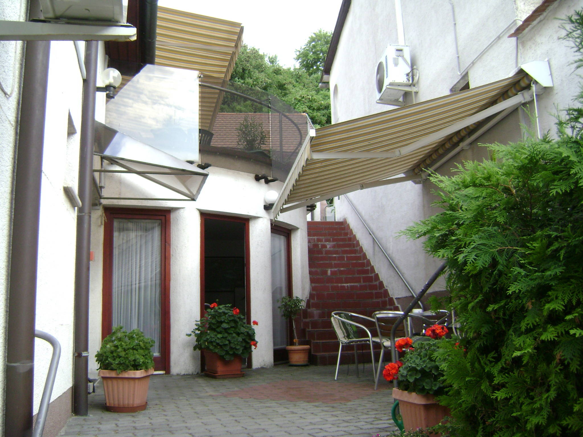 Ria Panzió – Esztergom fotó 1