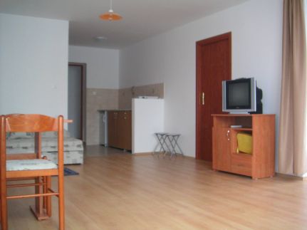 Lantos Apartmanház2