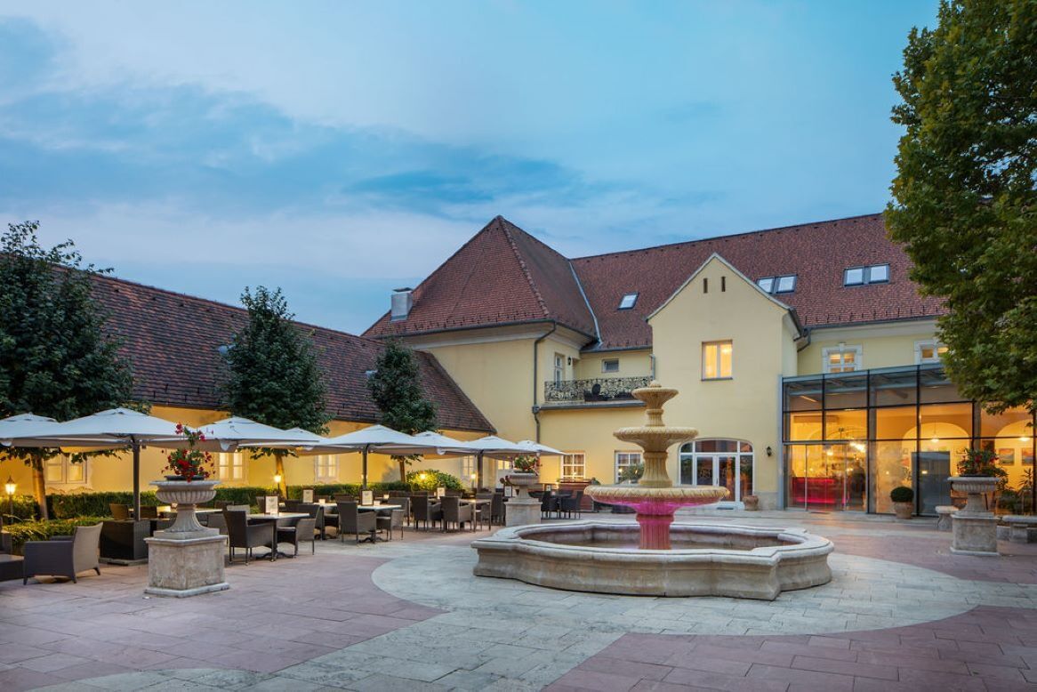 Kristály Imperial Hotel – Tata fotó 32