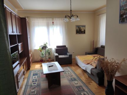 Szemi Apartman10