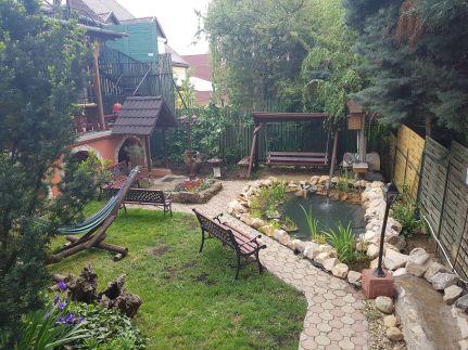 Legányi Kávézó Apartmanházai68