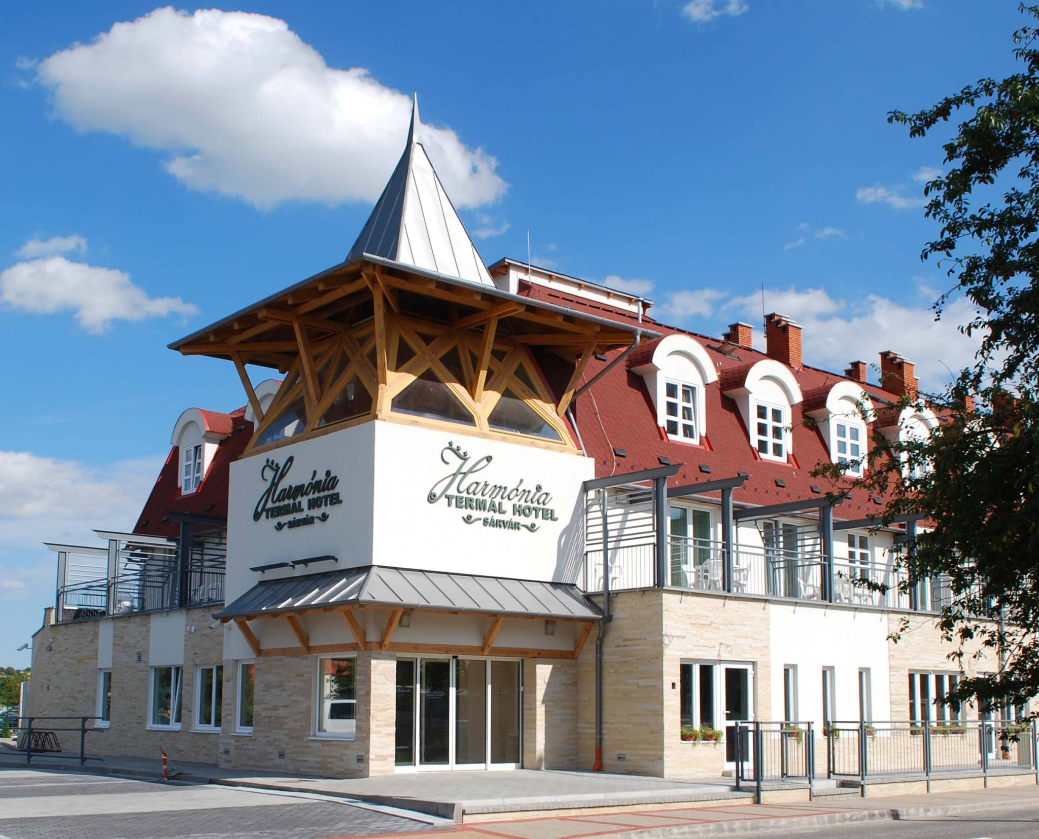 Harmónia Termál Hotel – Sárvár