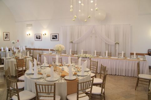 Szent Adalbert Hotel49