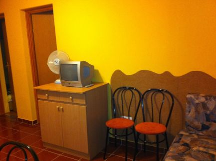 Manó Apartman8