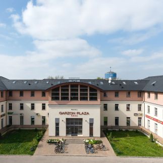 Hotel Garzon Plaza