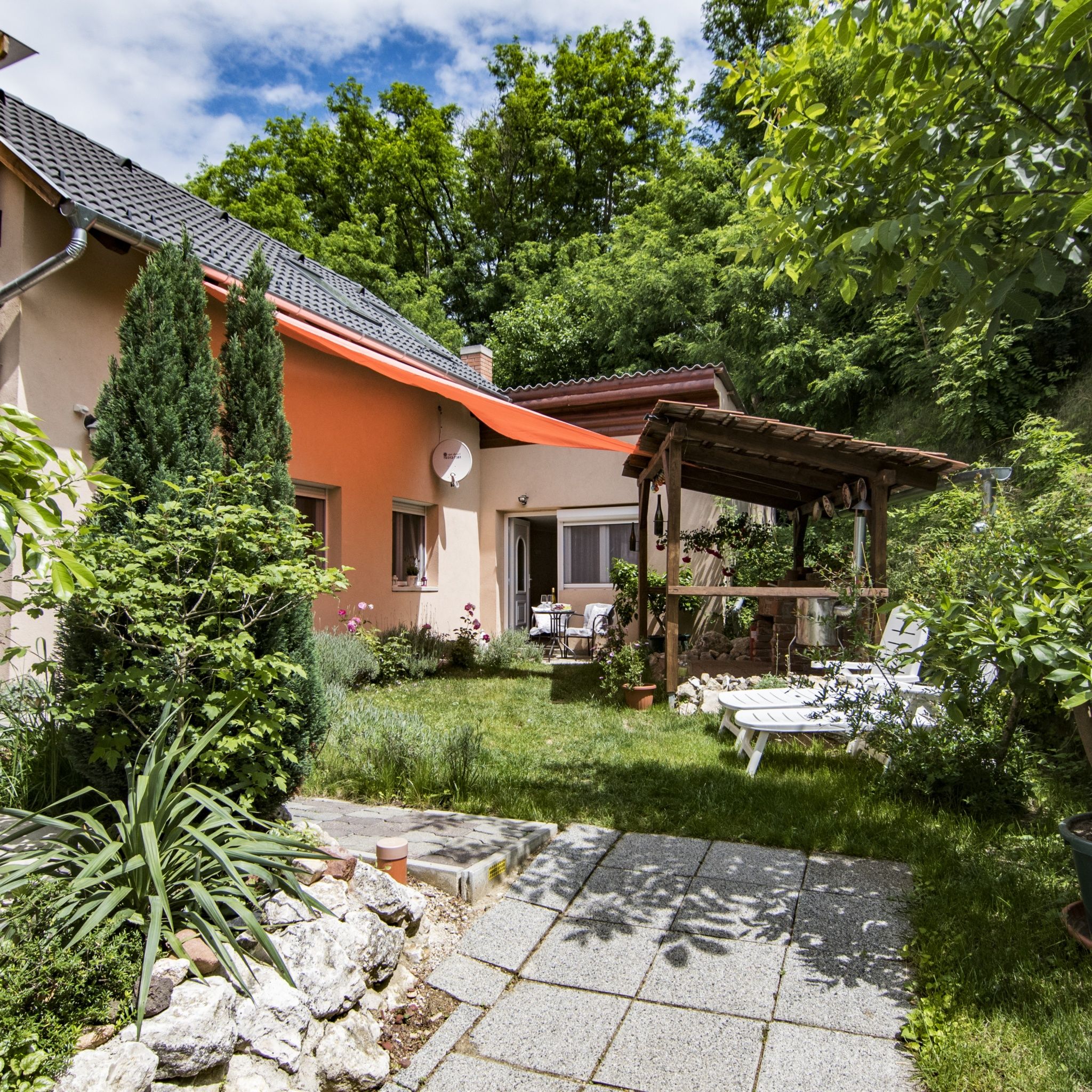 Vági Apartman – Sárvár fotó 3