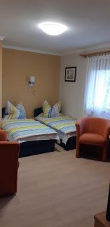 Antal Apartmanok30