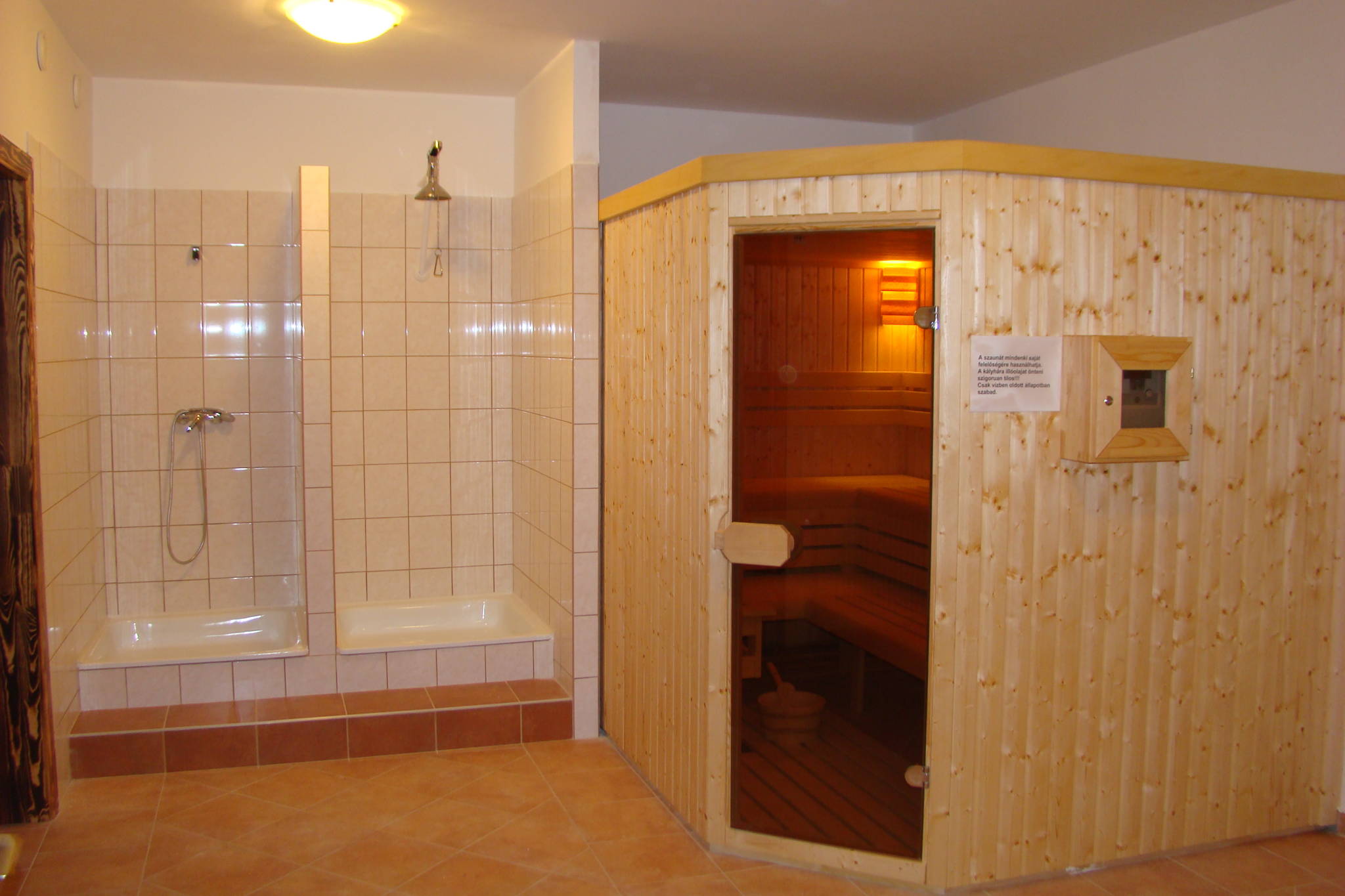 Eman Apartmanok – Sárvár fotó 6