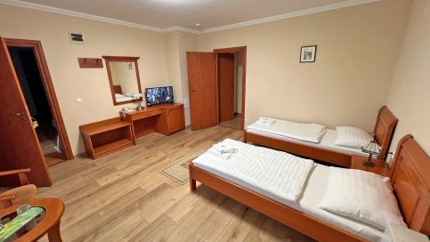 Hotel Járja4