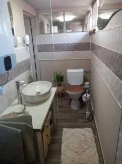 Erna Apartman8