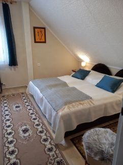 Valéria Apartman32