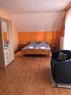 Kristály Apartmanház32