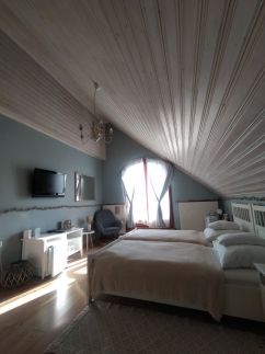 Hangya Hotel Étterem24