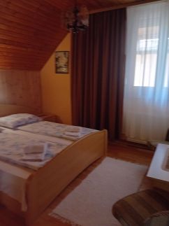 Irisz Apartmanház9