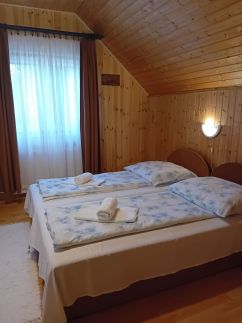 Irisz Apartmanház23