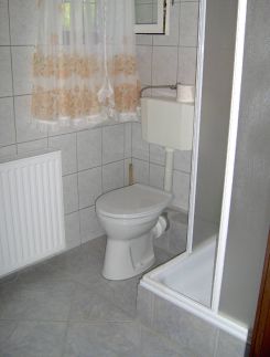 Irisz Apartmanház5