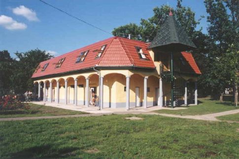 Kastélypark Fürdő Motel