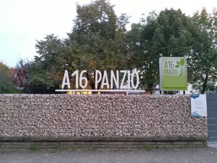 A16 Panzió23