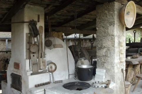 Pataky Borporta24