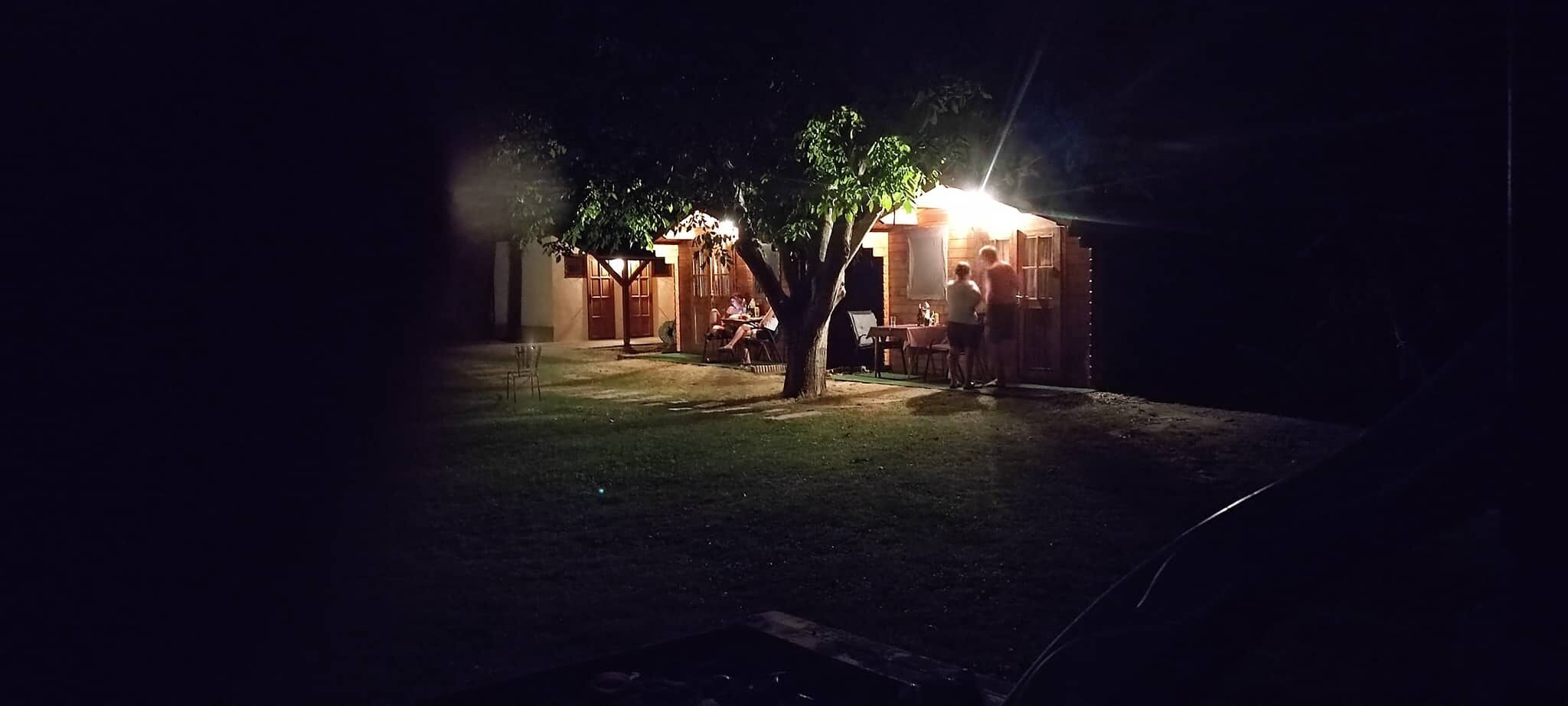 Diófa Camping és Vendégház – Zamárdi fotó 1