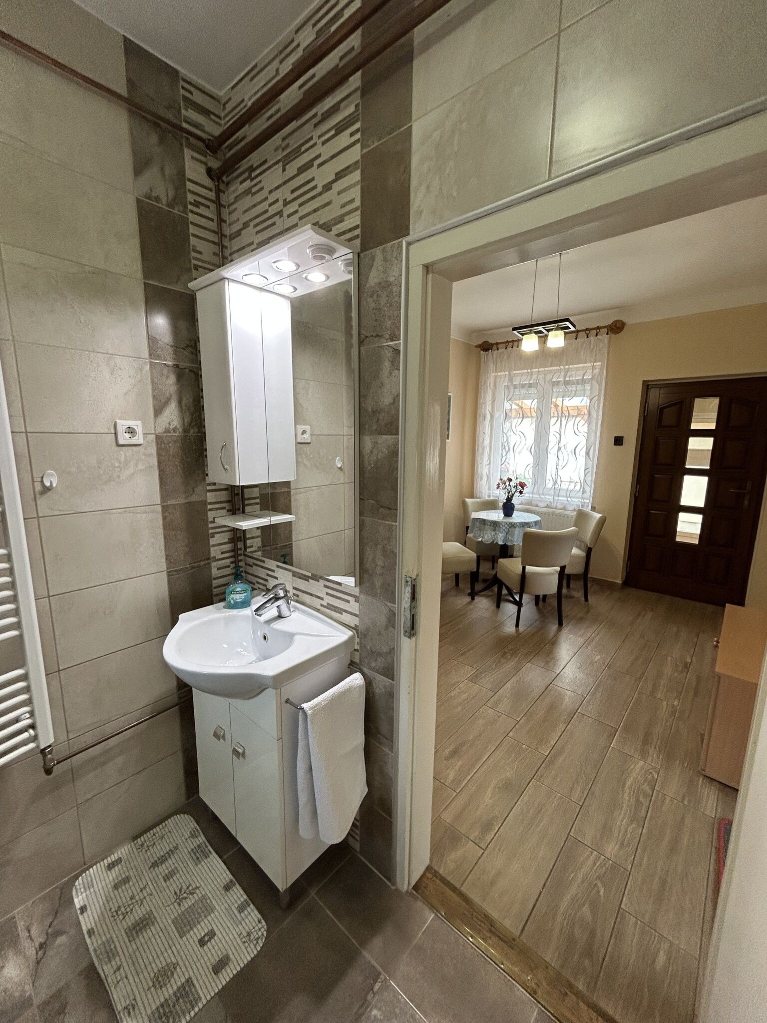Fagyöngy Apartman – Sárvár fotó 9