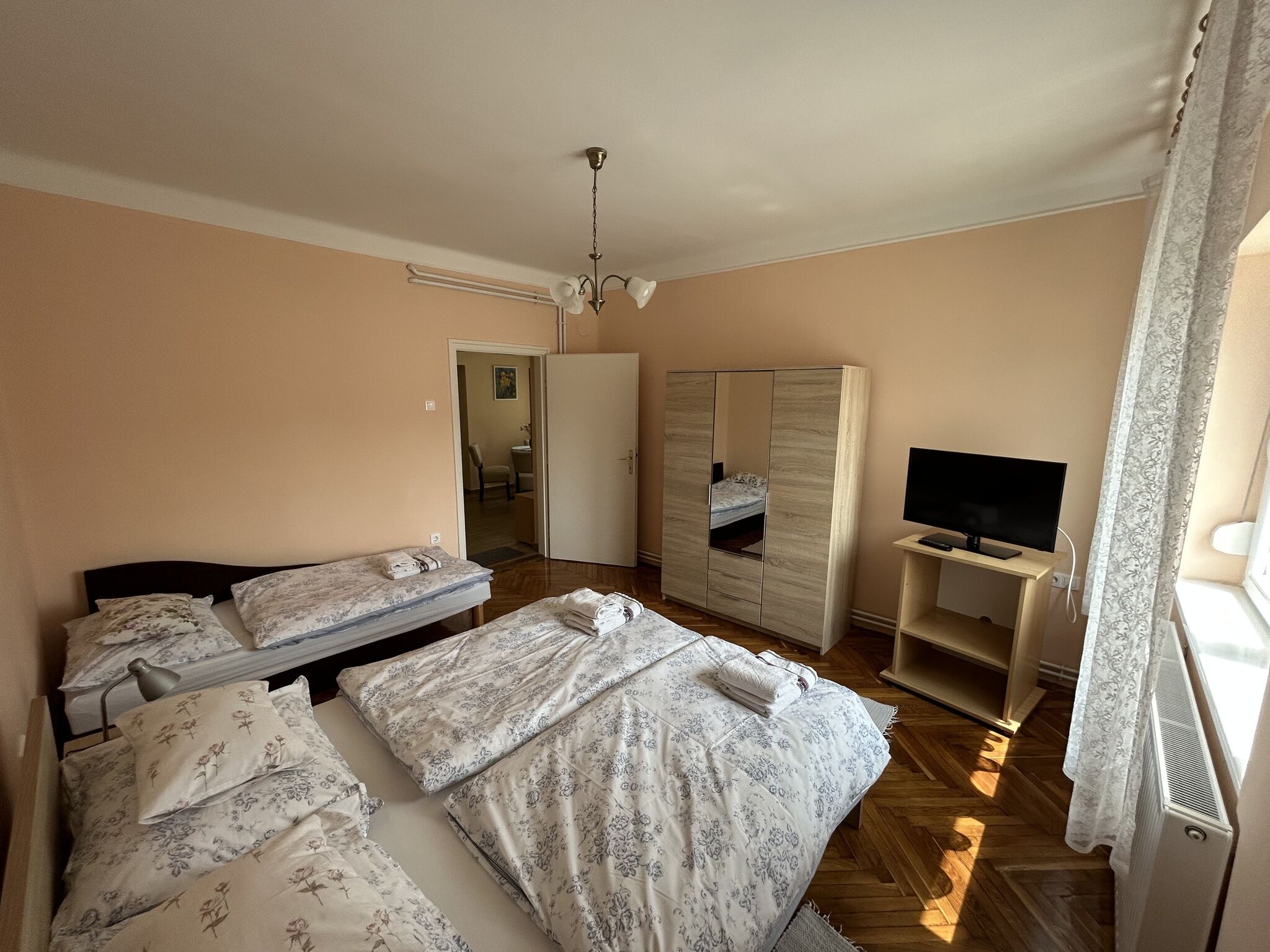 Fagyöngy Apartman – Sárvár fotó 17