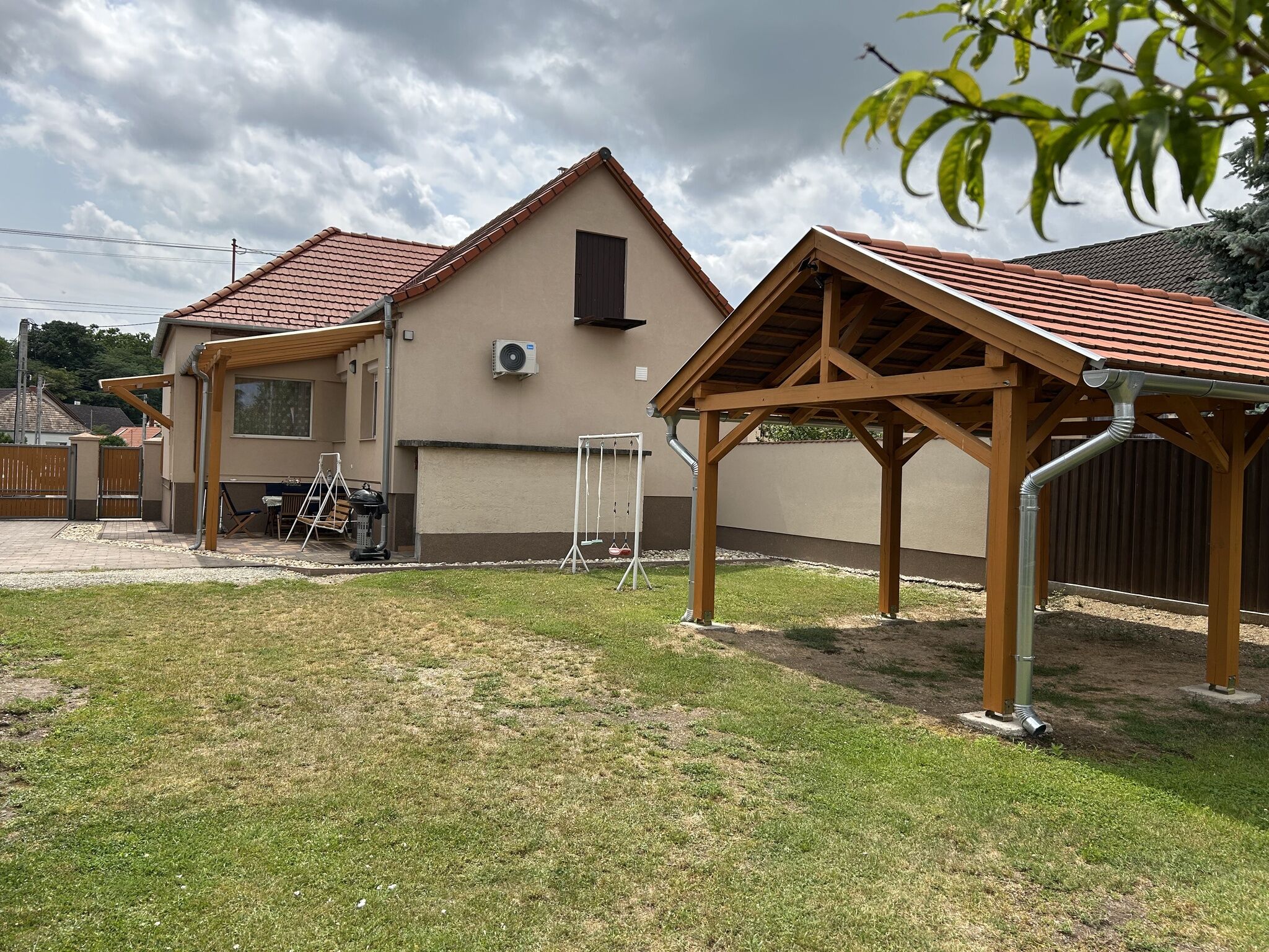 Fagyöngy Apartman – Sárvár fotó 3