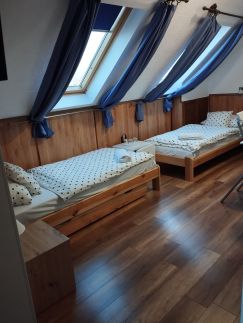 Cseppkő Panzió23