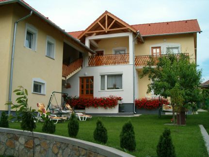 Madách Apartmanház