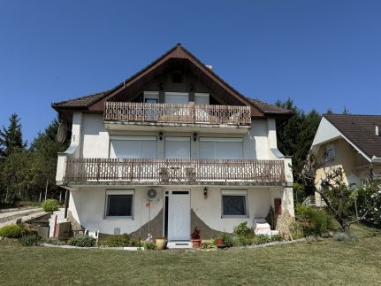 Livia Apartmanház2