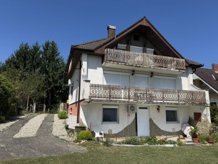 Livia Apartmanház3