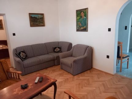 Tamás Villa5
