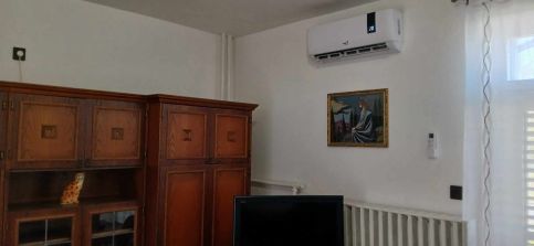 Tamás Villa6
