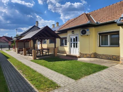 Hőforrás Apartman8