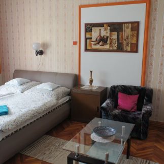 Hajnal Apartman37