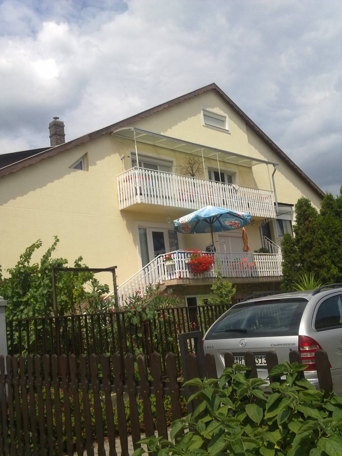 Selyemakác Apartman – Balatonfüred