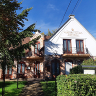 Várkert Panzió és Étterem