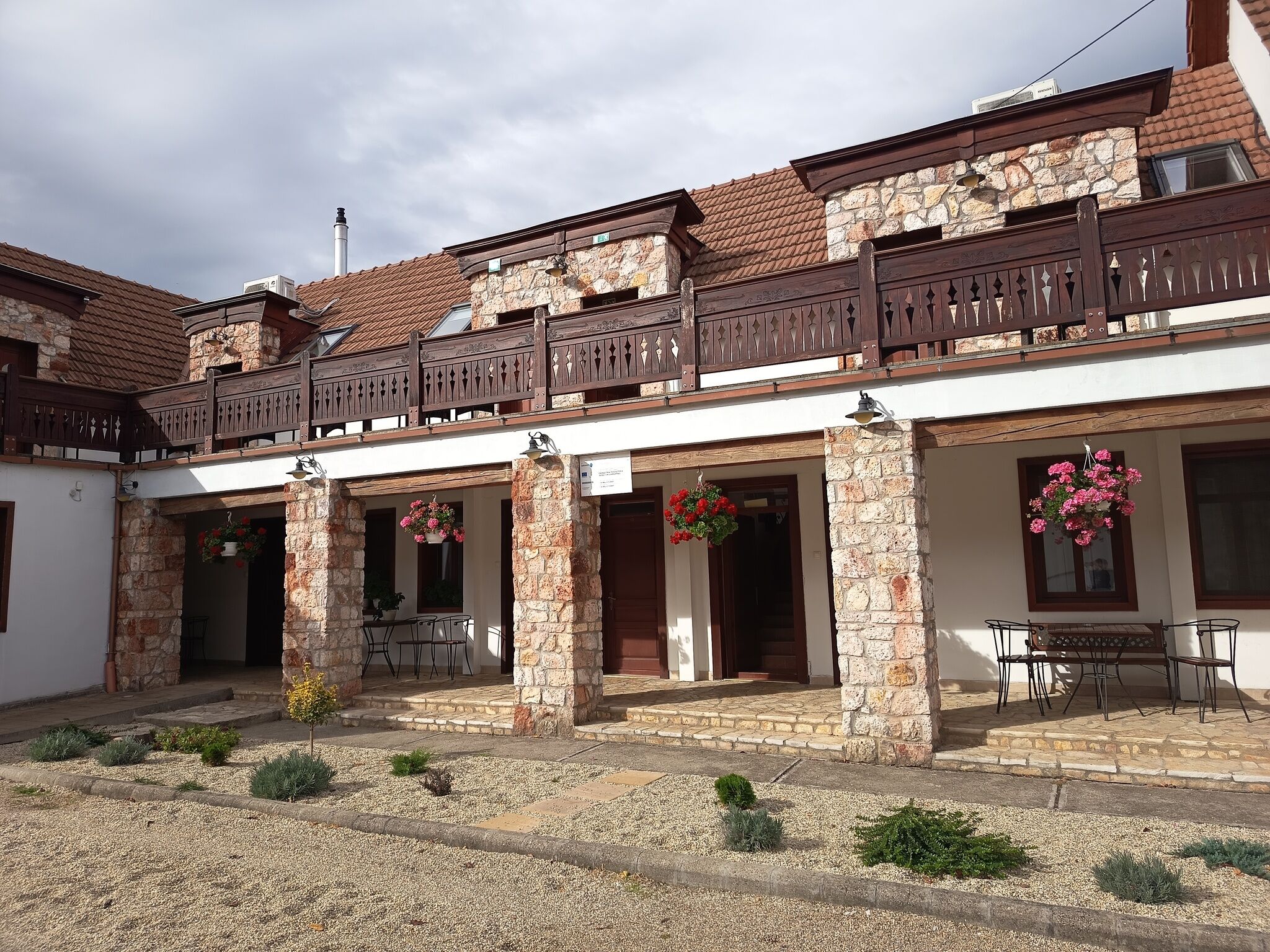 Várkert Panzió és Étterem – Miskolc fotó 19