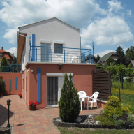 Andrea Apartmanok