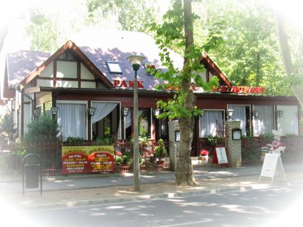 Park Hotel & Restaurant15