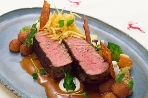 Hubertus-Hof Szálloda és Étterem86