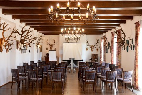 Hubertus-Hof Szálloda és Étterem66