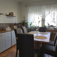 Kata Apartman