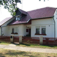 Háromtölgy Apartman